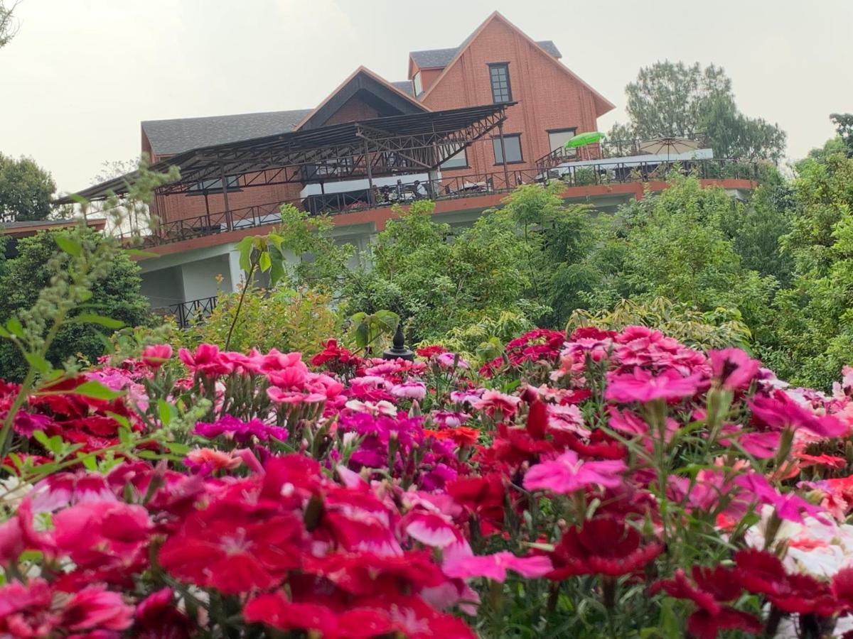 Dhulikhel Mountain Resort Exterior foto